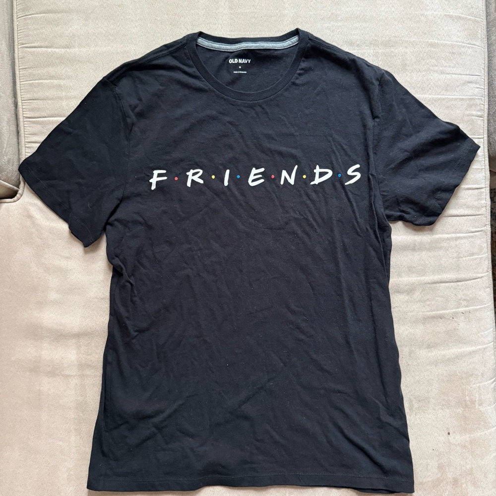 FRIENDS T-Shirt Women’s Medium Old Navy